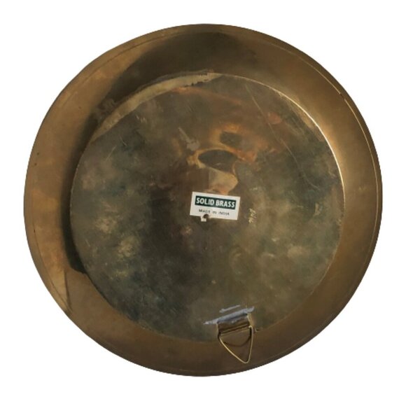 Vintage set of two floral brass and enamel plates - Picture 11 of 16